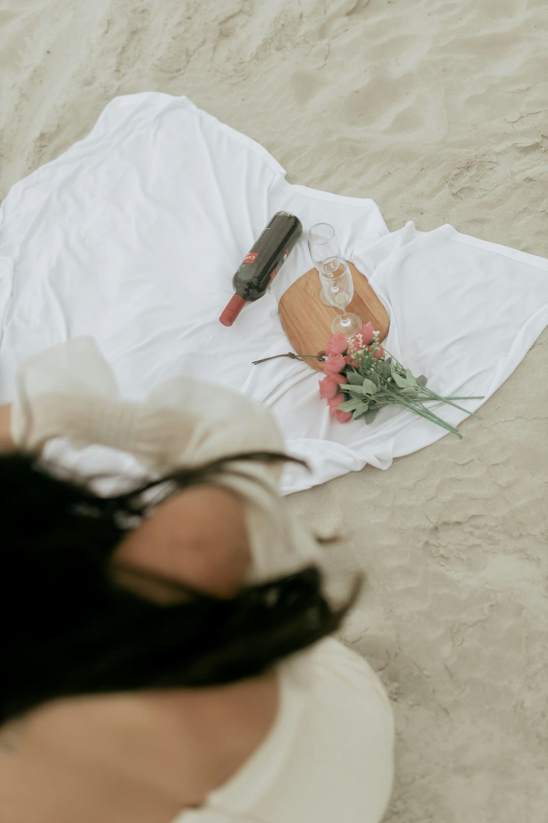 看阅兵时郑钦文张雨霏就坐在死后 体育明星齐聚观礼